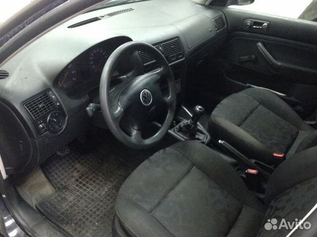 В разборе универсал Volkswagen Golf 4 IV 1.4 МКПП
