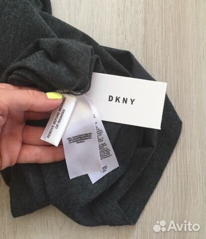Футболка dkny оригинал новая Футболка dkny оригинал новая