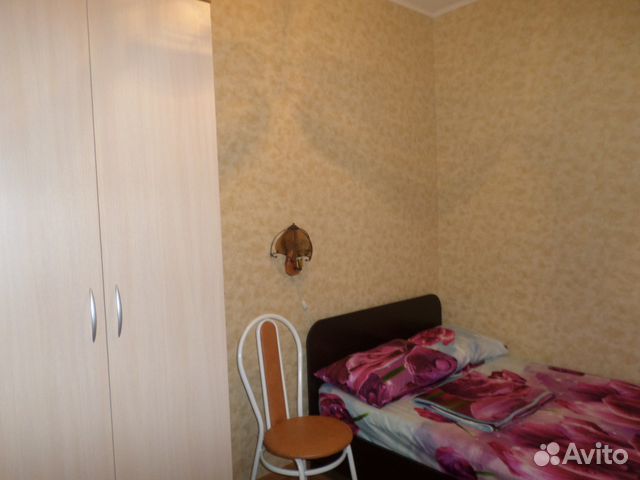 2-к квартира, 42 м², 1/4 эт.