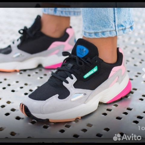 Кроссовки Adidas falcon Кроссовки Adidas falcon