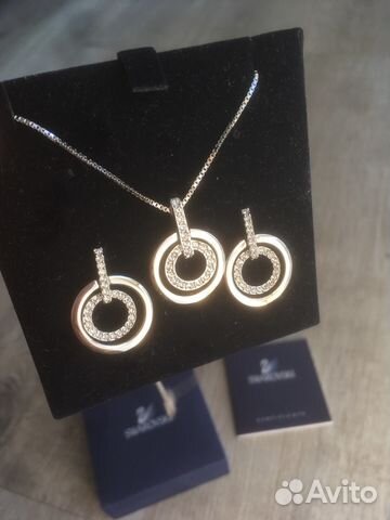 Набор украшений Swarovski серьги кулон