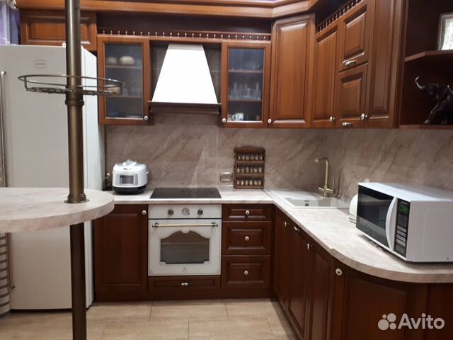 4-к квартира, 130 м², 5/10 эт.