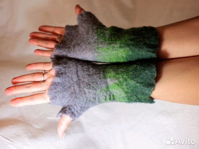 Валяные митенки с драгоценными камнями. Hand made