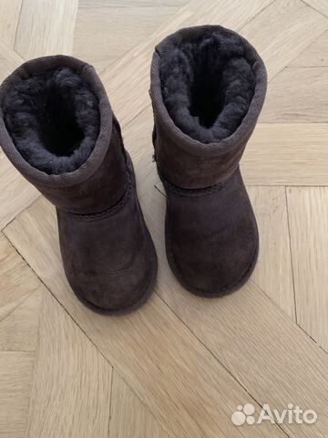 Детские сапожки (оригинал) UGG Размер: EU 22.5/US Детские сапожки (оригинал) UGG Размер: EU 22.5/US