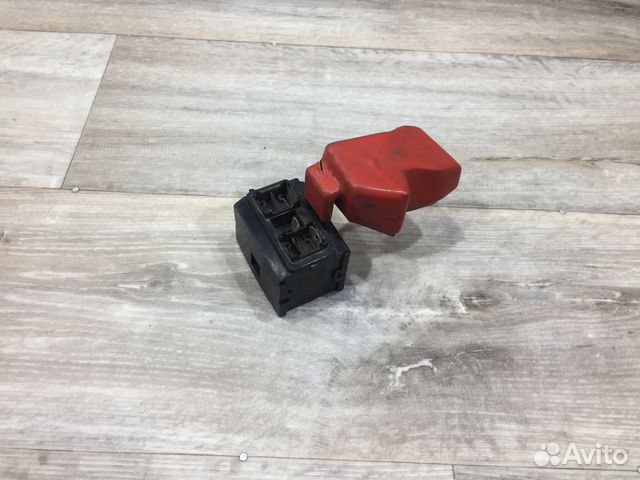 Клемма аккумулятора плюс Pajero 3 4 / Паджеро