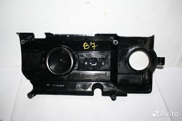 Накладка двигателя VW Passat B7 / Пассат Б7