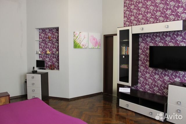 2-к квартира, 80 м², 1/2 эт.