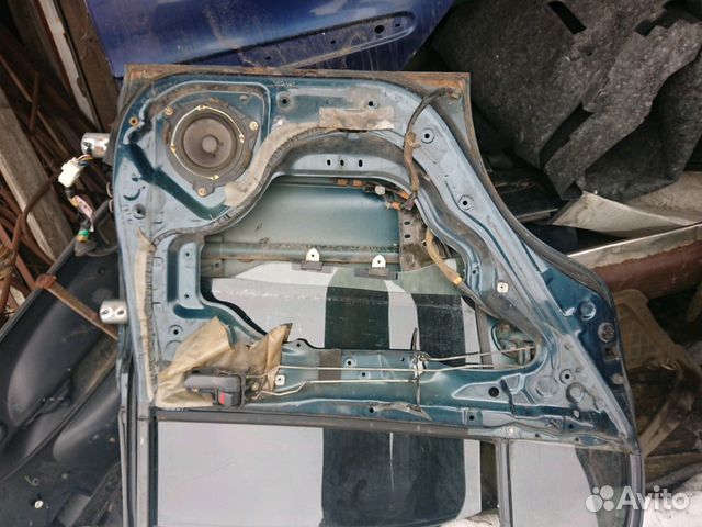 Дверь Toyota carina E corona седан st190 Дверь Toyota carina E corona седан st190