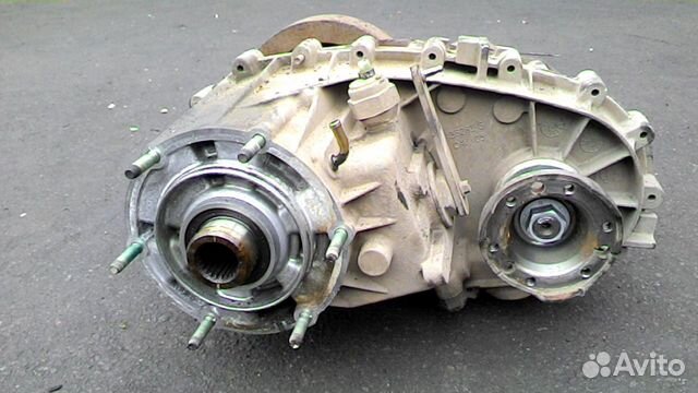 Раздатка на Jeep Grand Cherokee WJ 2,7 Раздатка на Jeep Grand Cherokee WJ 2,7