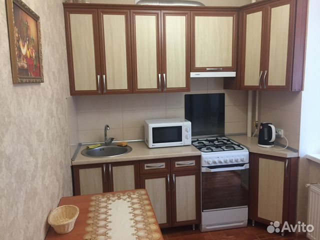 1-к квартира, 38 м², 4/10 эт.