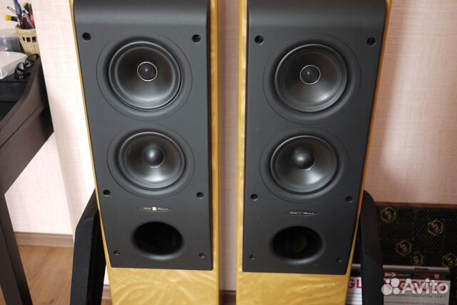 kef reference two