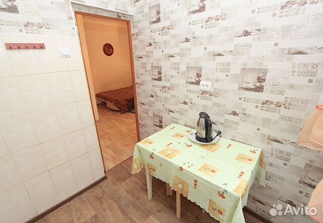 2-к квартира, 40 м², 1/3 эт.