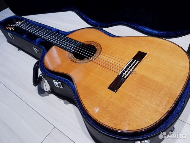 Классическая мастеровая гитара Y. Chai. no.15