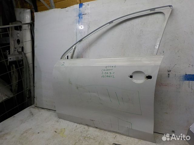 Дверь передняя левая на Volkswagen Jetta