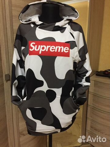 Свитшот Худи Supreme. Кепка в подарок Свитшот Худи Supreme. Кепка в подарок
