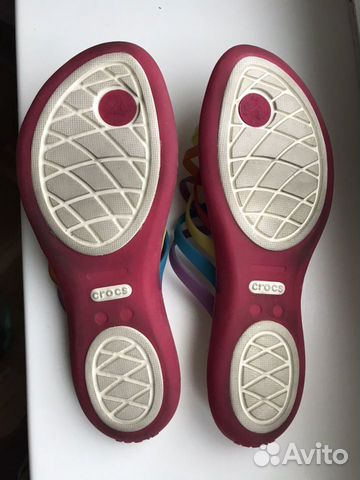 Женские шлёпанцы Crocs