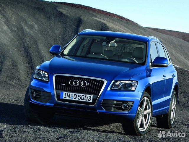 Стекло лобовое Ауди Q5 2008