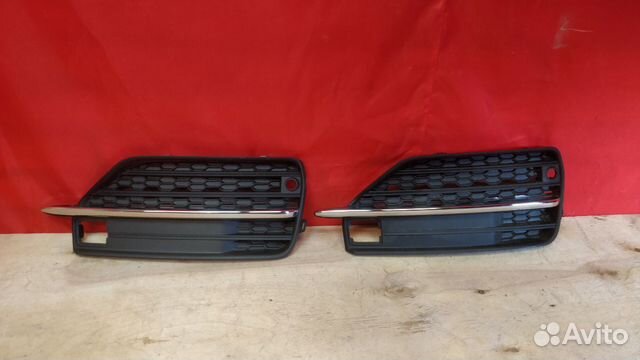 Решётка переднего бампера правая Volvo XC90 2 (201