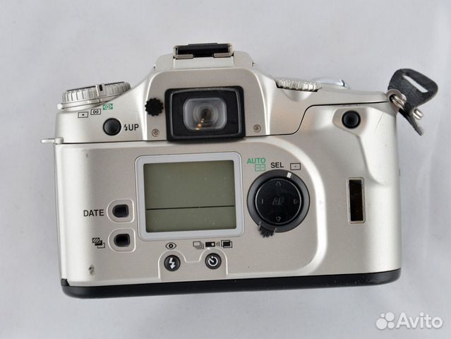 Пленочная зеркалка Pentax ist
