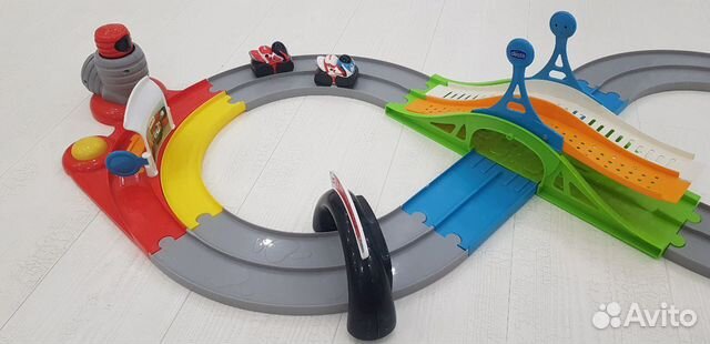 Игрушка на п/у Chicco трек