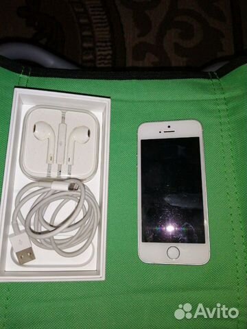 Телефон iPhone