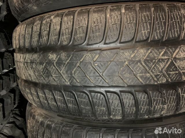 Pirelli Winter Sottozero Serie 3 255/45R20 105V Ru Pirelli Winter Sottozero Serie 3 255/45R20 105V Ru