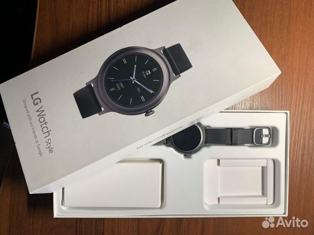 Смарт часы LG Watch style