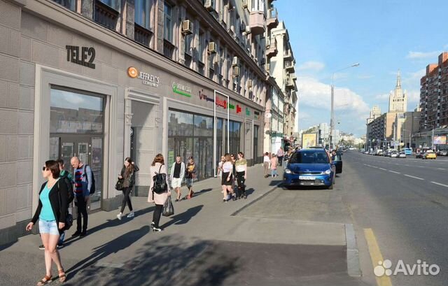 Сдам торговое помещение, 151.9 м²