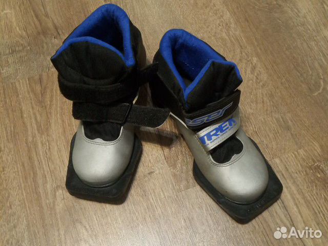 Лыжные ботинки детские