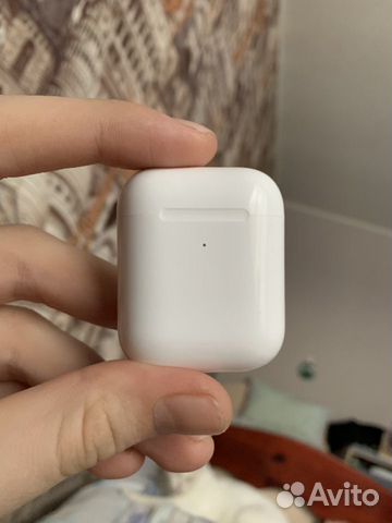 Apple AirPods 2