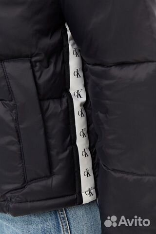 Calvin Klein Jeans Куртка утепленная
