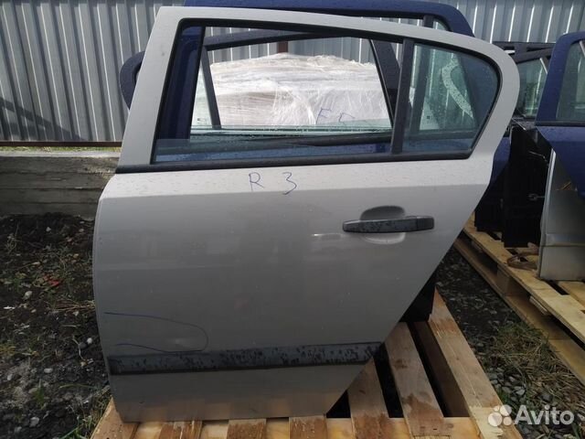 Дверь задняя левая Opel Astra H