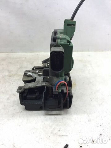 Skoda Octavia A4 Tour Замок двери передней правой Skoda Octavia A4 Tour Замок двери передней правой