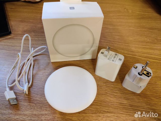 Быстрая беспроводное зарядное устройство Xiaomi Быстрая беспроводное зарядное устройство Xiaomi