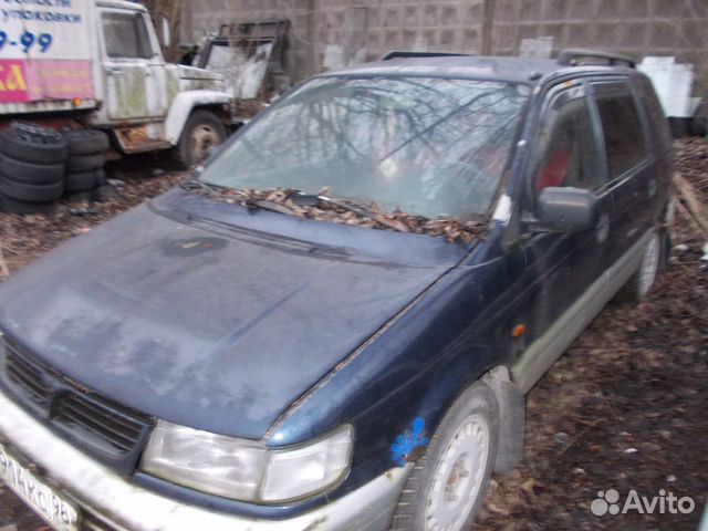 Фары фонари комплект Mitsubishi space wagon 97г Фары фонари комплект Mitsubishi space wagon 97г