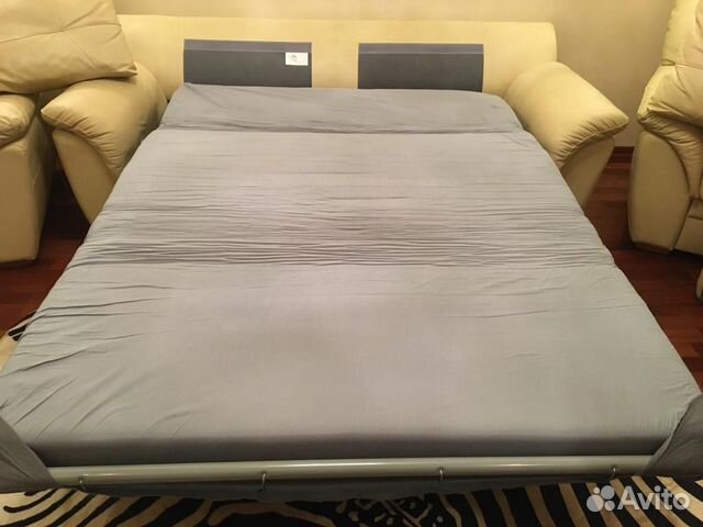 Кожаные диван и кресла икеа IKEA