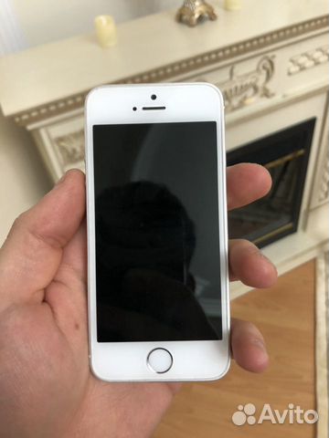 Телефон iPhone 5s Телефон iPhone 5s