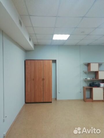 Офисное помещение, 34.1 м² офисы на пл. Революции