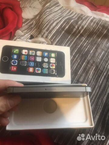 Телефон iPhone 5 s Телефон iPhone 5 s