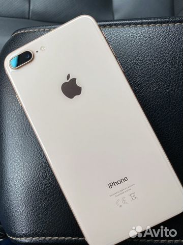 Телефон iPhone 8+ 64GB