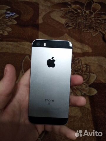 Телефон iPhone Телефон iPhone