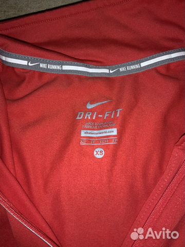 Футболка с длинным рукавом Nike Футболка с длинным рукавом Nike