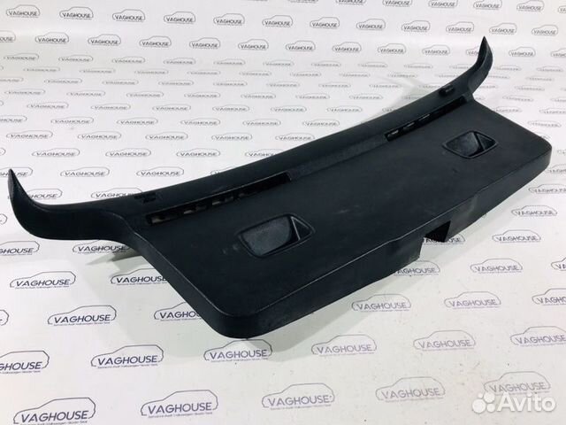 Обшивка крышки багажника Volkswagen Golf MK4 2003