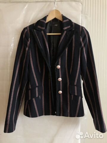 Пиджак в полоску Zara