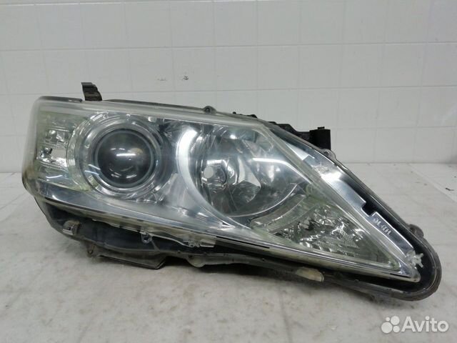 Фара Ксенон передняя правая Toyota Camry V50 Фара Ксенон передняя правая Toyota Camry V50