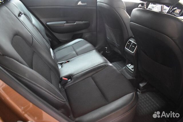 KIA Sportage 2.0 AT, 2016, 96 000 км KIA Sportage 2.0 AT, 2016, 96 000 км