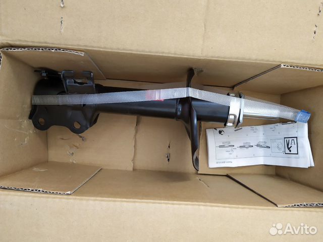 Амортизатор на Nissan Almera/Sentra/Sunny Амортизатор на Nissan Almera/Sentra/Sunny