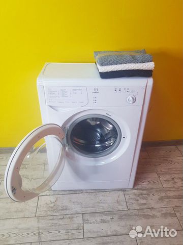 Стиральная машина by Indesit Стиральная машина by Indesit