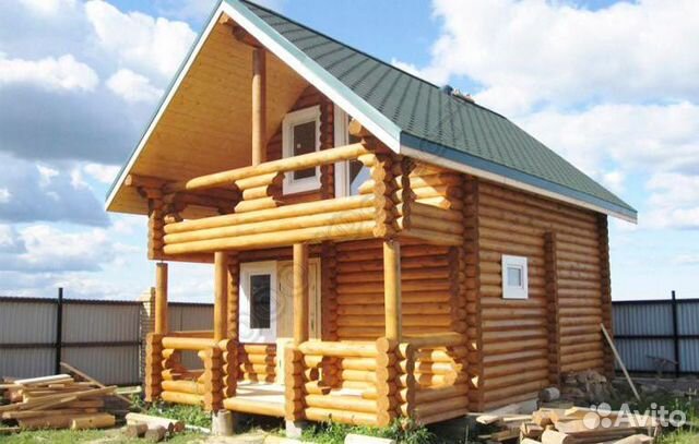 Сруб дома 7х7 м. из бревна с верандой и мансардой Сруб дома 7х7 м. из бревна с верандой и мансардой