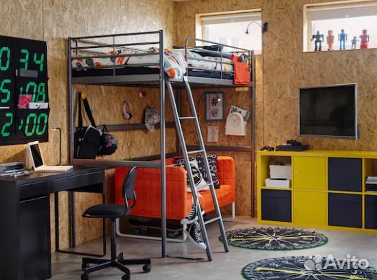 Кровать-чердак svarta (IKEA) серебристая Кровать-чердак svarta (IKEA) серебристая